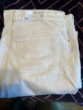 Ella Moss White Straight-Leg Ankle Jeans